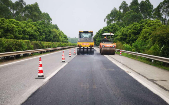 2019年南广邻高速公路路面病害整治工程顺利开工